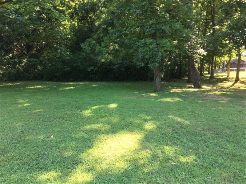 City Lot for Sale : Huntingdon : Carroll County : Tennessee