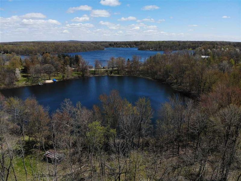 13 Acres on Little Eagle Lake : Allegan : Allegan County : Michigan