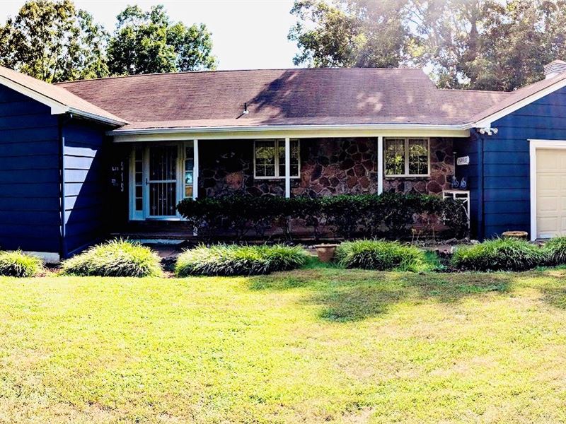 Lake Home in Horseshoe Bend, AR : Horseshoe Bend : Izard County : Arkansas