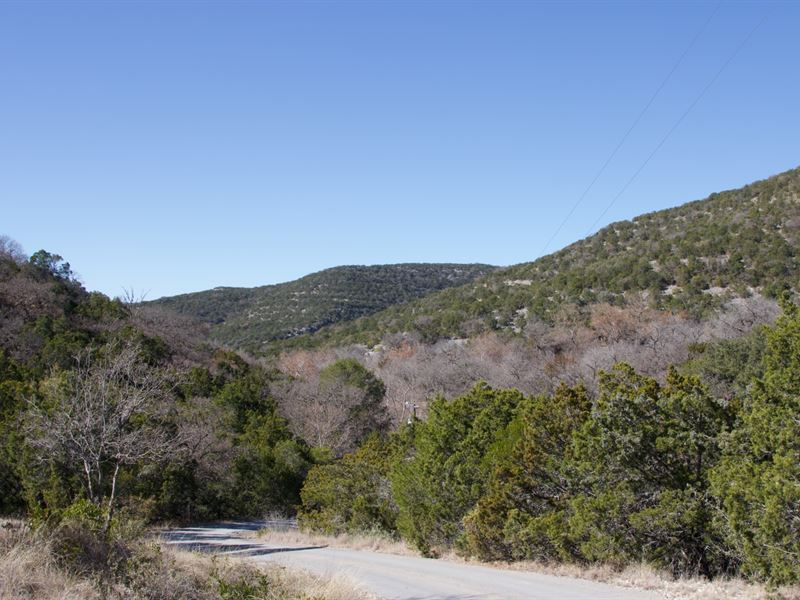 Fabulous Texas Hill Country Views : Camp Wood : Real County : Texas