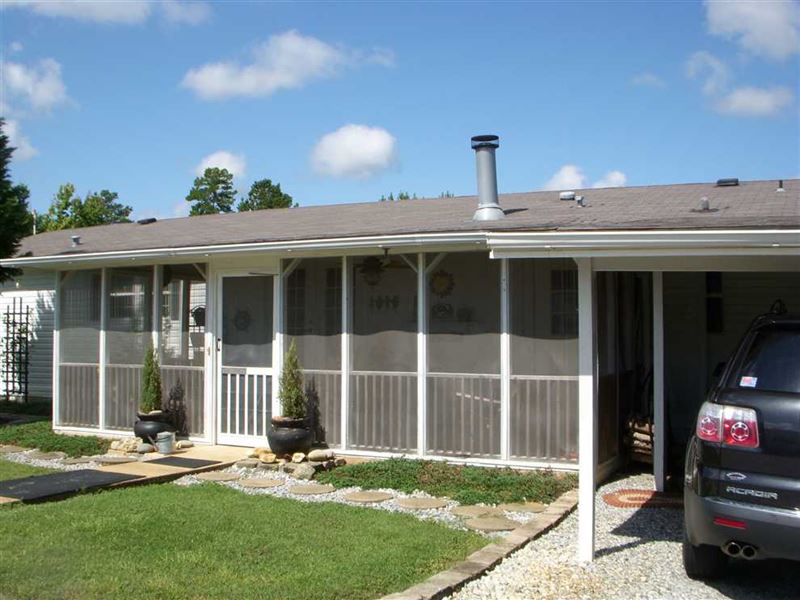 Immaculate 3Br, 2Bath Mobile Home : Baker Hill : Barbour County : Alabama