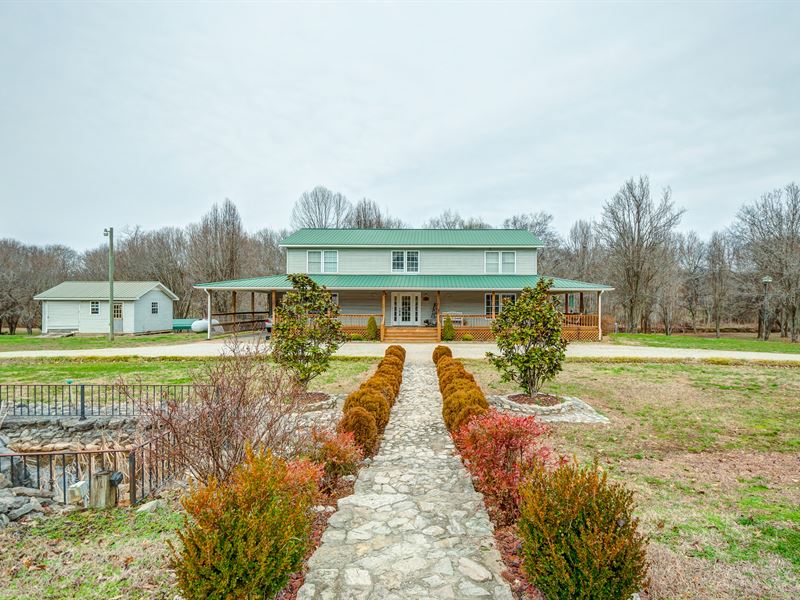Gorgeous Home & Land on Pristine : Lobelville : Perry County : Tennessee