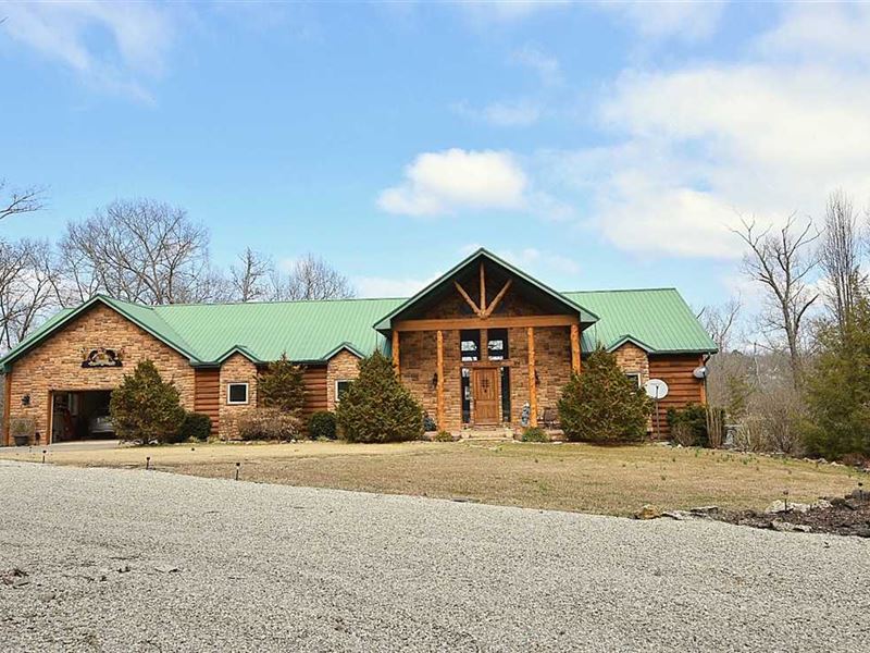 Stunning Custom Built Lakefront ho : Lampe : Stone County : Missouri