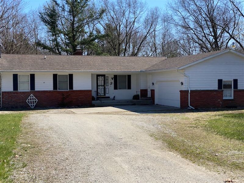 Acreage and Home in City Limits : Montague : Muskegon County : Michigan