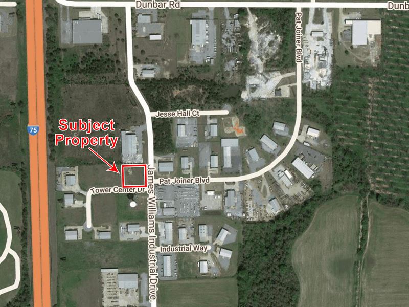 Reduced Corner Lot : Byron : Peach County : Georgia