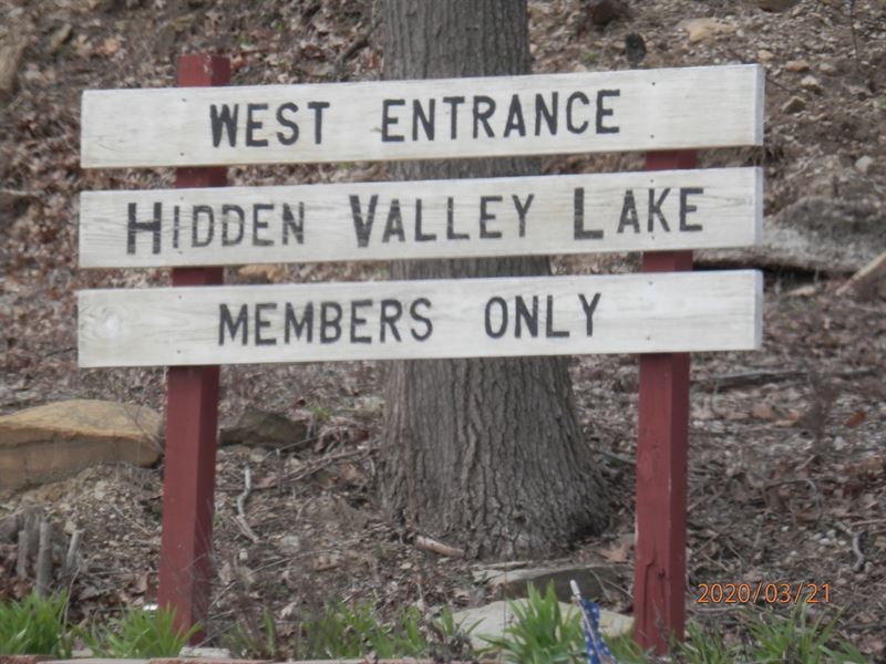 Lakefront Lots Hidden Valley Lake : Mapleton : Bourbon County : Kansas