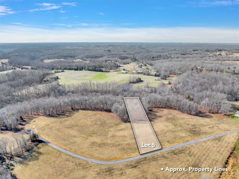 Oak Haven Lot 5 1.55 Acres Located : Gainesboro : Jackson County : Tennessee
