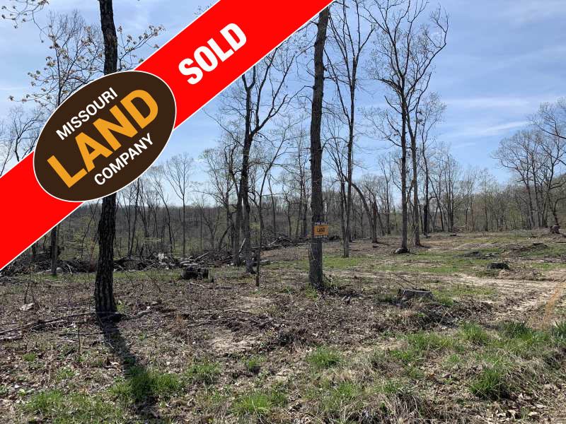 4.88 Acres Close to Lake Ozarks : Gravois Mills : Morgan County : Missouri