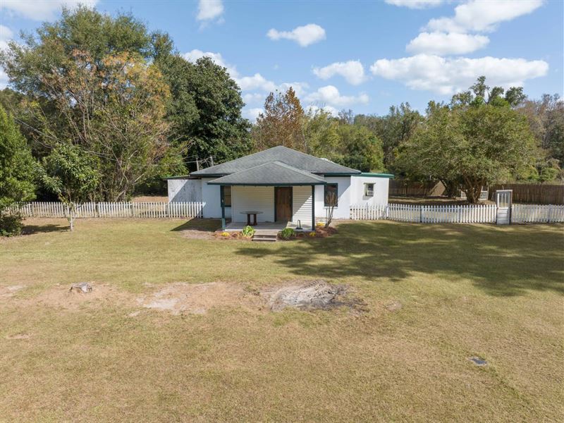 Home-8404 N. State Rd 53 : Madison : Madison County : Florida