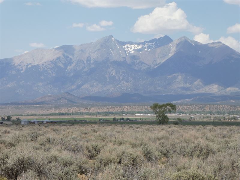 Ditch Borders This 5 Ac : Fort Garland : Costilla County : Colorado