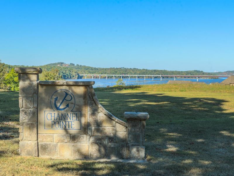 Lakefront Community Lot : Sale Creek : Hamilton County : Tennessee