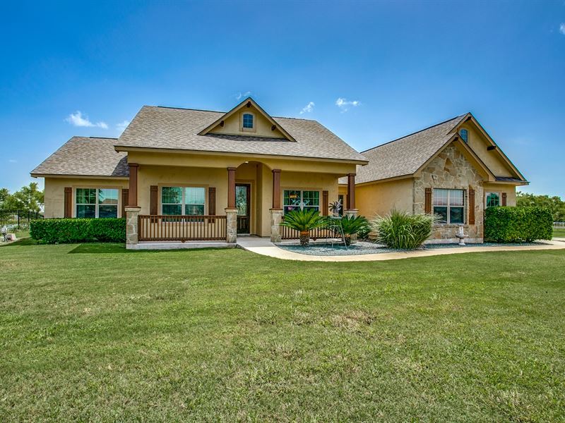 Lake Shore Estates Waterfront Home Lot for Sale in Lytle, Medina