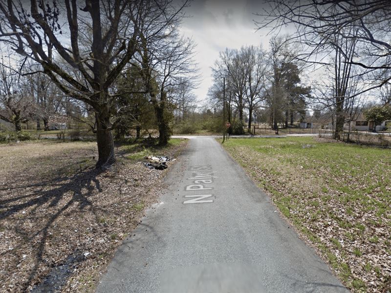 .11 Acre Close to a Lake : Pine Bluff : Jefferson County : Arkansas