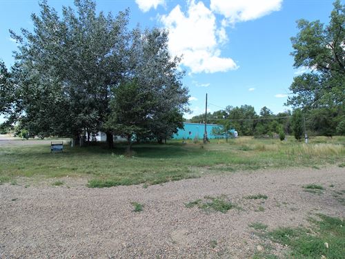 Vacant Lot, Zones Commercial : Glendive : Dawson County : Montana