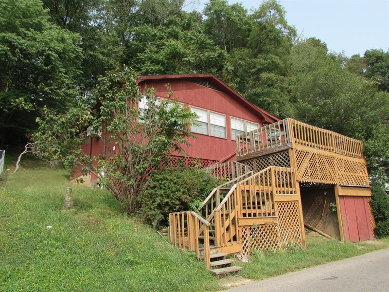 Cabin GetAWay Crystal Lake West Lot for Sale in West Union