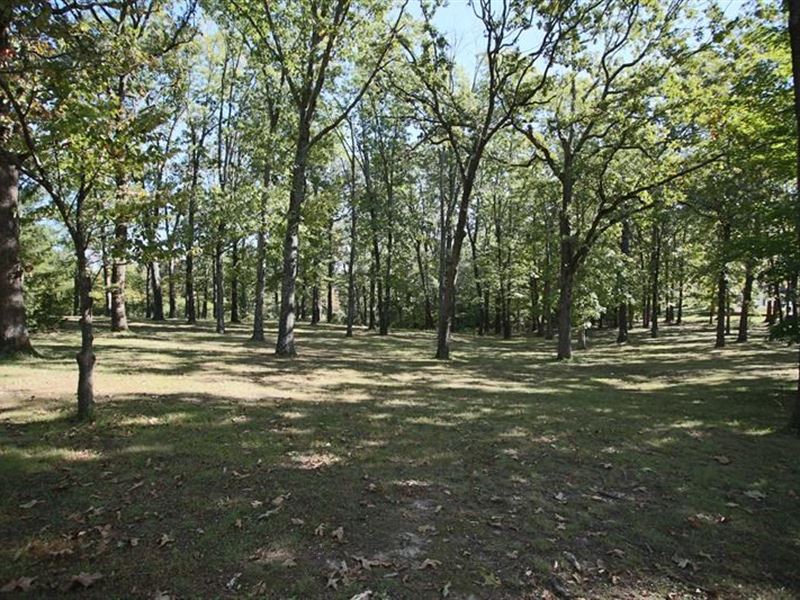 Rare Vacant Lot County Club Setting : West Plains : Howell County : Missouri