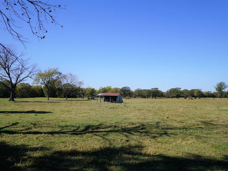 Country Home : Howe : Le Flore County : Oklahoma