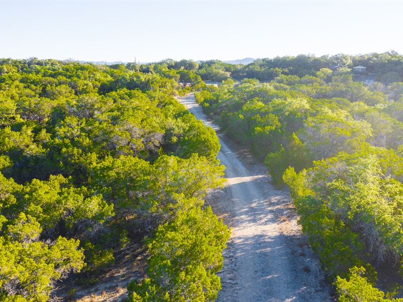 Private Cul-De-Sac RV & Mobile Lot : Bandera : Bandera County : Texas