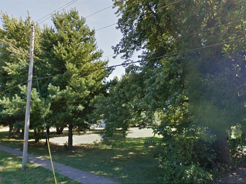 .98 Acre in Knox County, IL : Galesburg : Knox County : Illinois