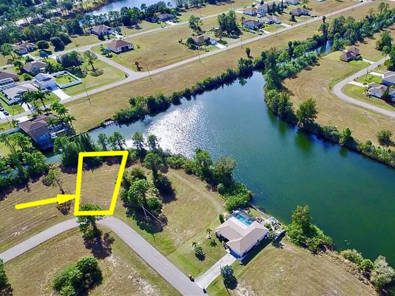 Canal Front 0.28 Acre Cleared Lot : Cape Coral : Lee County : Florida