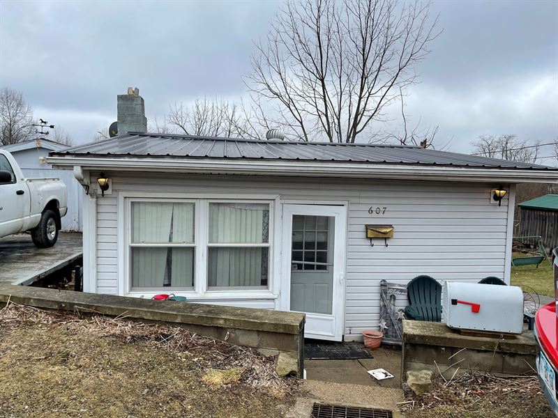 Woodsfield, OH Cozy 1 Story Home Lot for Sale in Woodsfield, Monroe