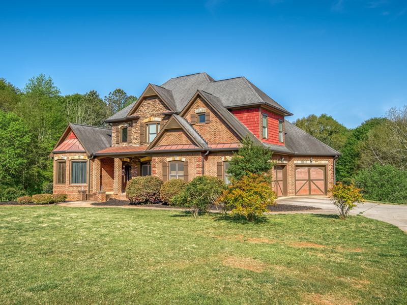 Spacious 5Br/4.5Ba Brick Home Lot for Sale in Winder, Barrow County