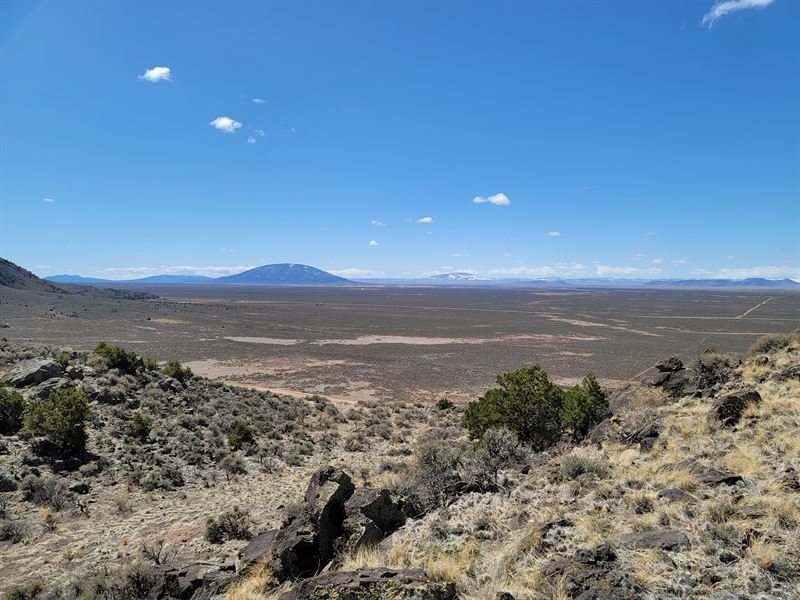 Private Wild Horse Mesa Hideaway : San Luis : Costilla County : Colorado