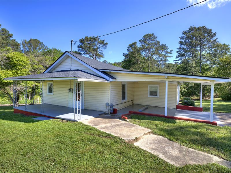 Vintage Home on 1.25 Acres : Silver Creek : Polk County : Georgia