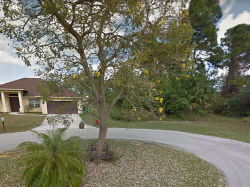 .26 Acres in Saint Lucie, FL : Saint Lucie : Florida