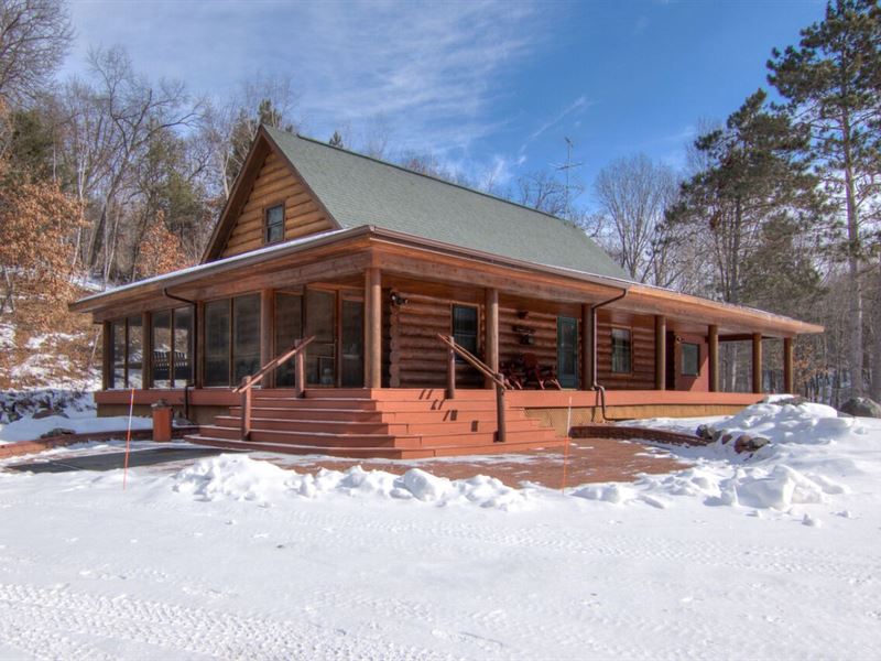 5.7 Ac Home in Trempealeau County : Osseo : Trempealeau County : Wisconsin