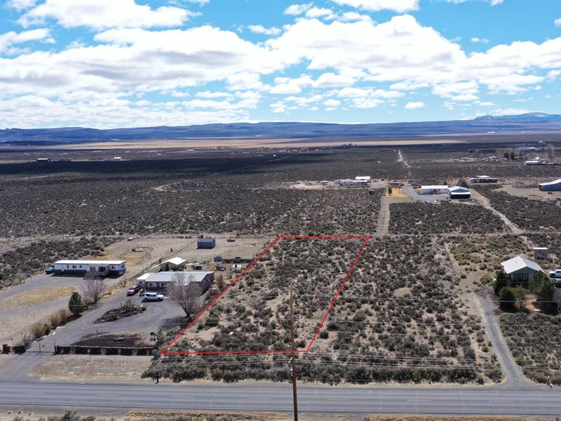 .9 Ac with Water and Power, Paved : Silver Lake : Lake County : Oregon
