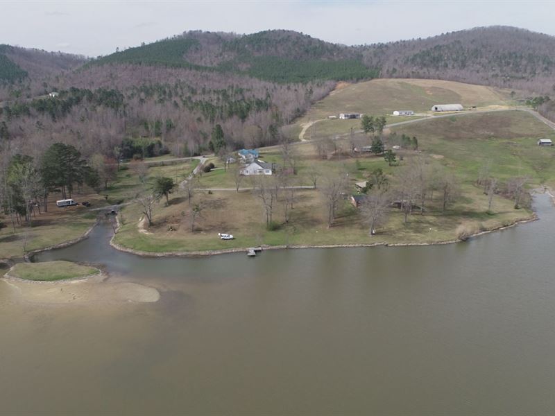 Big View on Neely Henry Lake : Ashville : Saint Clair County : Alabama