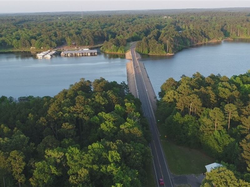 Pine Harbor, Texas Lake Life : Jefferson : Marion County : Texas