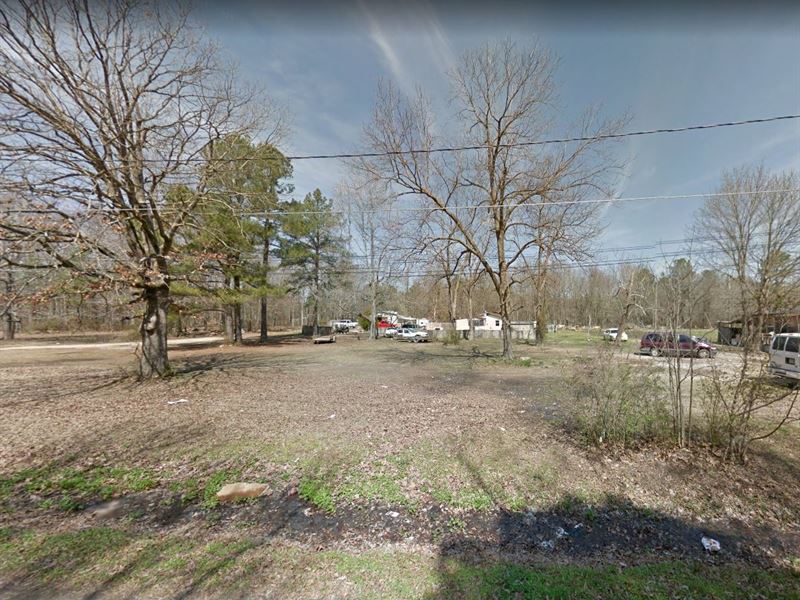 Happiness Awaits on 0.24 Acres : Pine Bluff : Jefferson County : Arkansas