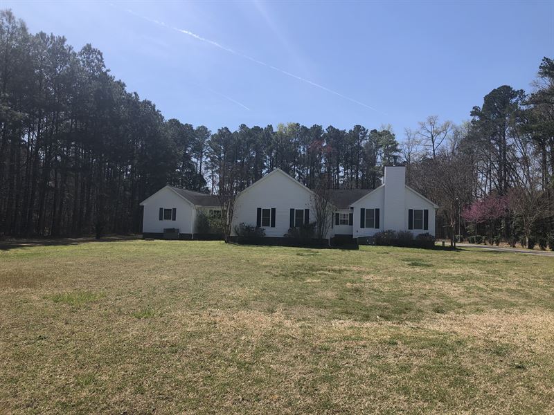 VA Country Home and Land for Sale : Windsor : Isle of Wight County : Virginia
