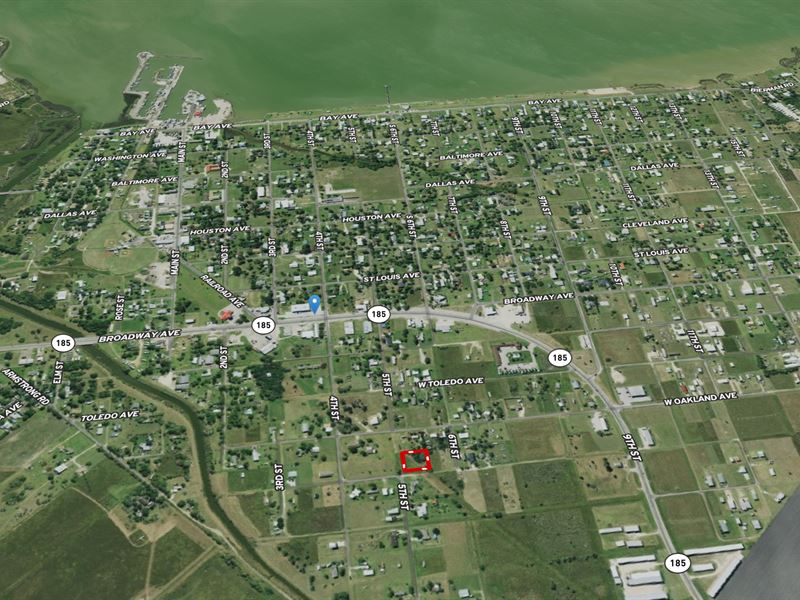 1/2 Acre Lot 900 Yards From Ocean : Seadrift : Calhoun County : Texas