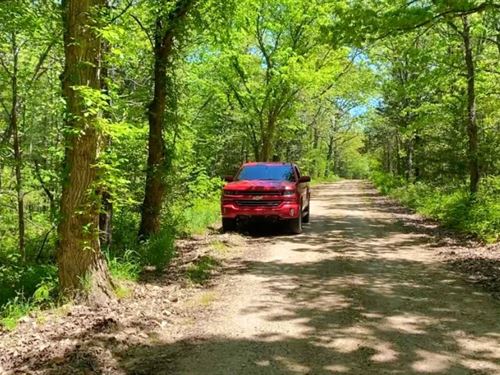 Owner Financed 8 Acres : Macks Creek : Camden County : Missouri