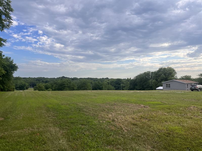 Johnson County Farm : Warrensburg : Johnson County : Missouri