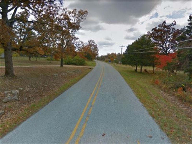 Lot in a Desirable Neighborhood : Mountain Home : Baxter County : Arkansas