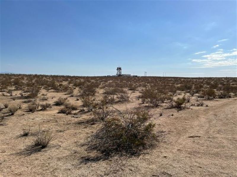2.56+/- Acres in HI Vista Area : Lancaster : Los Angeles County : California