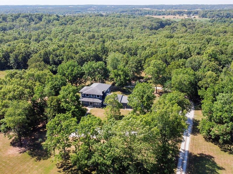 Contemporary Ranch Style Home : West Plains : Howell County : Missouri