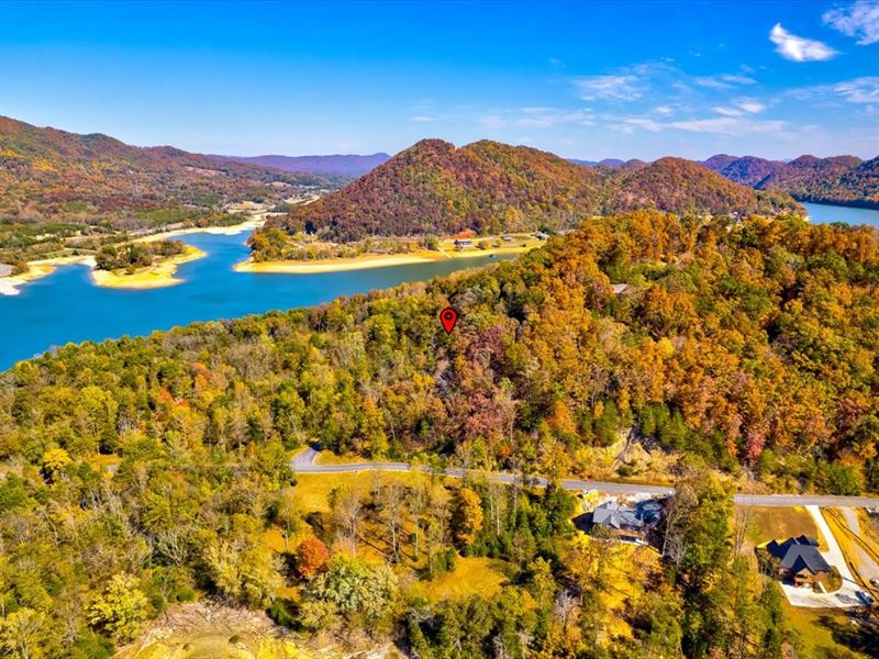 Lot in Walnut Bend, Cherokee Lake : Whitesburg : Hawkins County : Tennessee