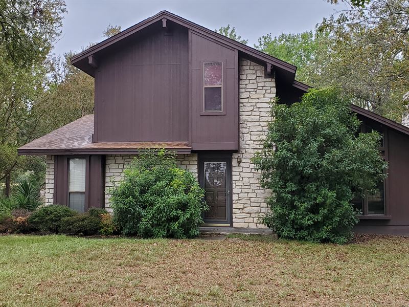 2 Bdrm 2 Bath on 10.975 Ac, Holland : Holland : Bell County : Texas