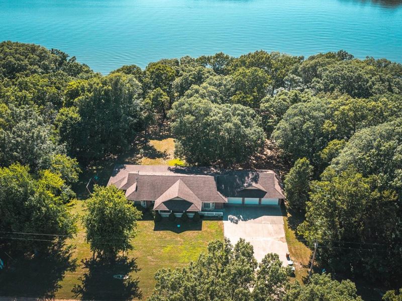 Lake View Luxury : Pittsburg : Hickory County : Missouri
