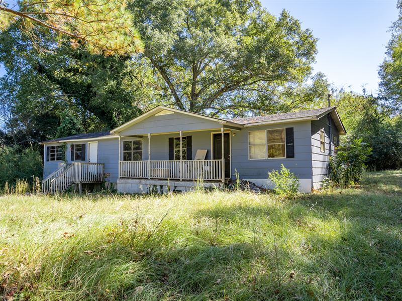 5 Acres, Home to be Remodeled : Madison : Morgan County : Georgia