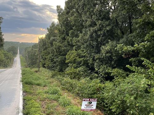5 Acres of Woods in Fair Grove : Fair Grove : Greene County : Missouri