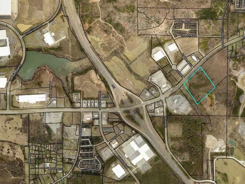 Located 0.3 Mile From I75 : Adairsville : Bartow County : Georgia