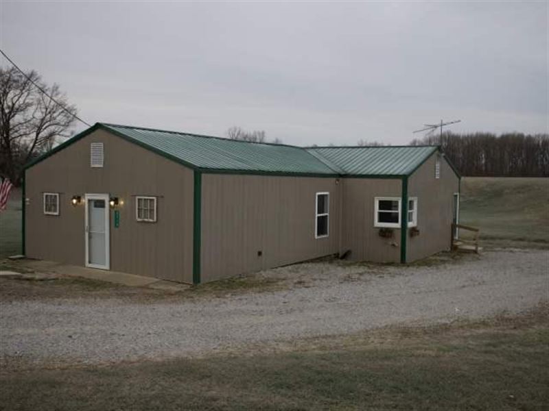 4 Bedroom 2 Bathroom Home in Brazil : Brazil : Clay County : Indiana