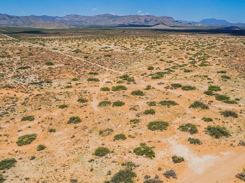 53K Sqft in El Paso County, TX : El Paso : El Paso County : Texas