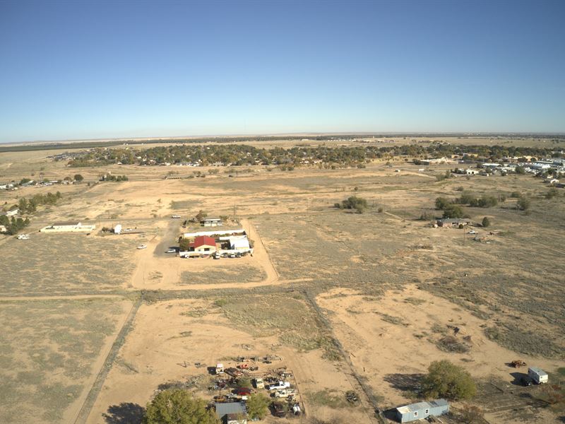Lot with Ample Space : Roswell : Chaves County : New Mexico